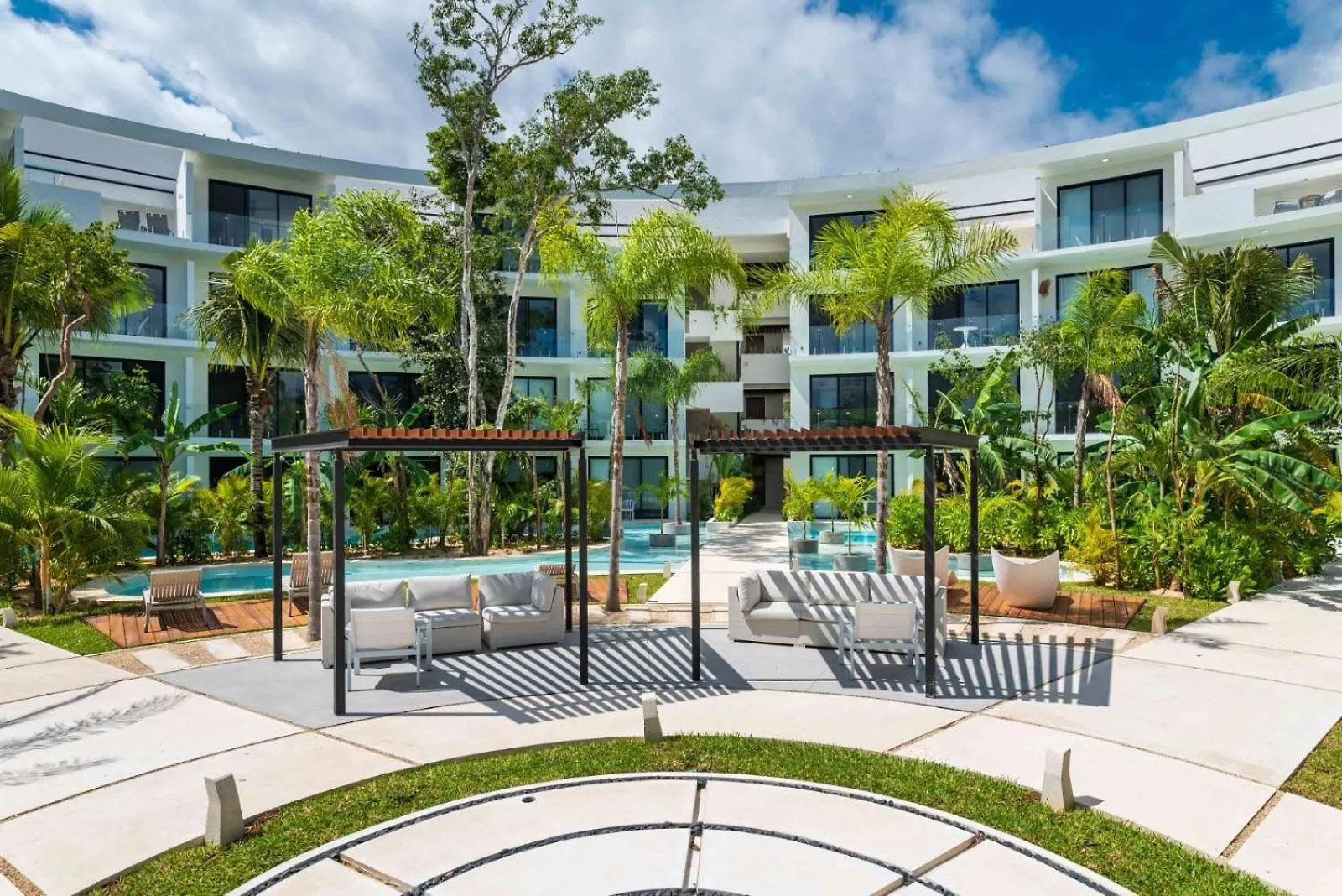 Central Park Lagunas Tulum Aparthotel